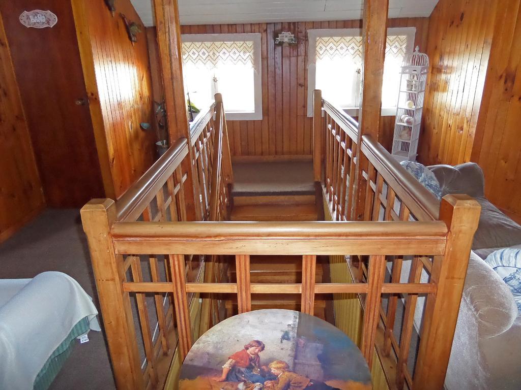 Hostal Y Cabanas Villa Germana Puerto Varas Exterior photo